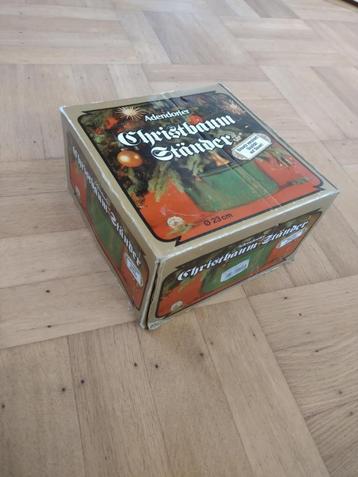 kerstboom standaard vintage beschikbaar voor biedingen