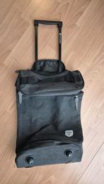 Handbagage tas van stof met twee wielen en trekstang., Sieraden, Tassen en Uiterlijk, Tassen | Reistassen en Weekendtassen, Ophalen of Verzenden