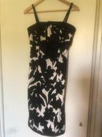 RINASCIMENTO zwart/witte mouwloze jurk maat S met strik, Kleding | Dames, Jurken, Overige kleuren, Rinascimento, Ophalen of Verzenden