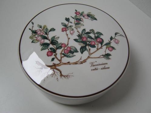 Villeroy & Boch Vaccinium vitis idaea dekseldoosje 13,6 cm., Antiek en Kunst, Antiek | Servies los, Ophalen of Verzenden