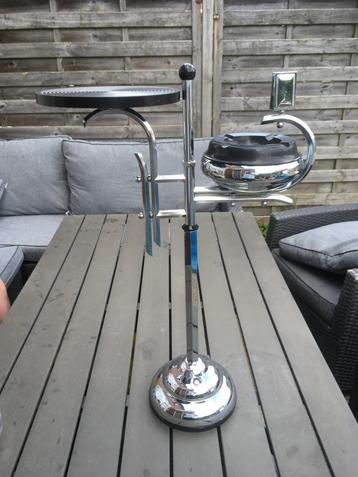 Mooie Vintage Art Deco Rokerstafel met asbak jaren 30 - 40 beschikbaar voor biedingen