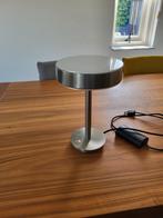 Moderne tafel of kast lamp in aluminium en wit glas dimbaar, Huis en Inrichting, Lampen | Tafellampen, Minder dan 50 cm, Glas