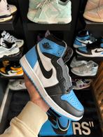 Nike Air Jordan 1 Retro High University Blue UNC 42,5 DS, Blauw, Nieuw, Ophalen of Verzenden, Sneakers of Gympen