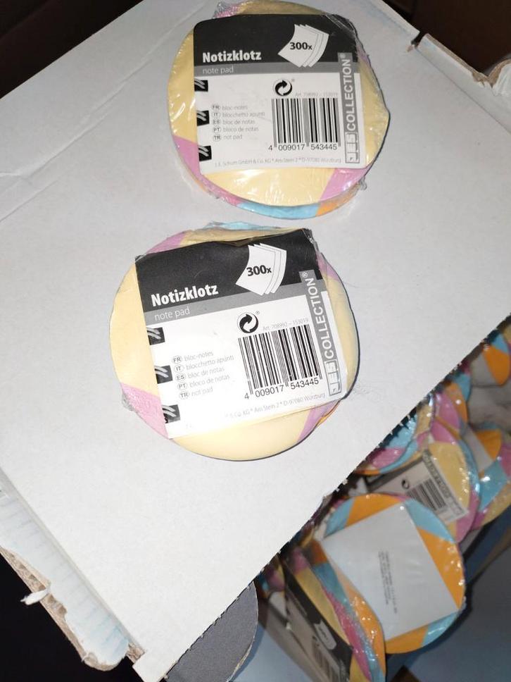 Partij Notitie blaadjes 300x, Diversen, Rommelmarktspullen, Nieuw, Ophalen of Verzenden