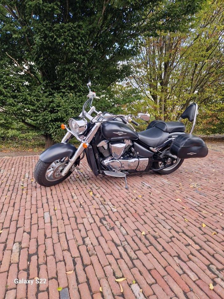 Motor Suzuki Intruder VLR 1800 zwart/zilver rugsteun&koffers, Motoren, Motoren | Honda, Particulier, Chopper, meer dan 35 kW, 2 cilinders