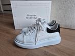 Alexander McQueen Oversized Sneakers – maat 37.5, Kleding | Dames, Schoenen, Wit, Ophalen of Verzenden, Alexander mcqueen, Sneakers of Gympen