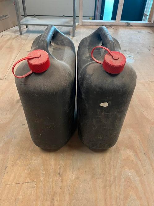 Te koop: Jerrycans, Tuin en Terras, Regentonnen, Zo goed als nieuw, Kunststof, Minder dan 75 liter, Ophalen of Verzenden