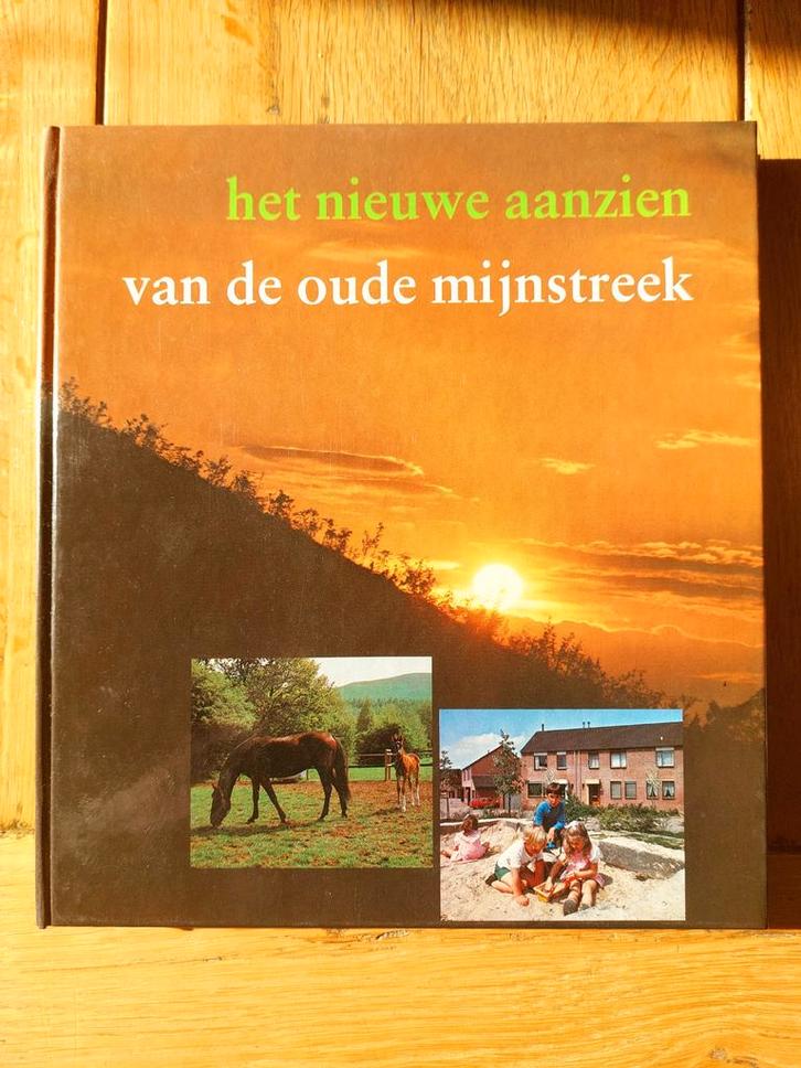 Het nieuwe aanzien van de oude mijnstreek, Boeken, Geschiedenis | Stad en Regio, Zo goed als nieuw, 20e eeuw of later, Ophalen of Verzenden