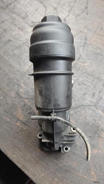 Oliefilterhuis N57 BMW 3 / 5 / 7 / X5 / X6 serie E7x E9x F01 beschikbaar voor biedingen