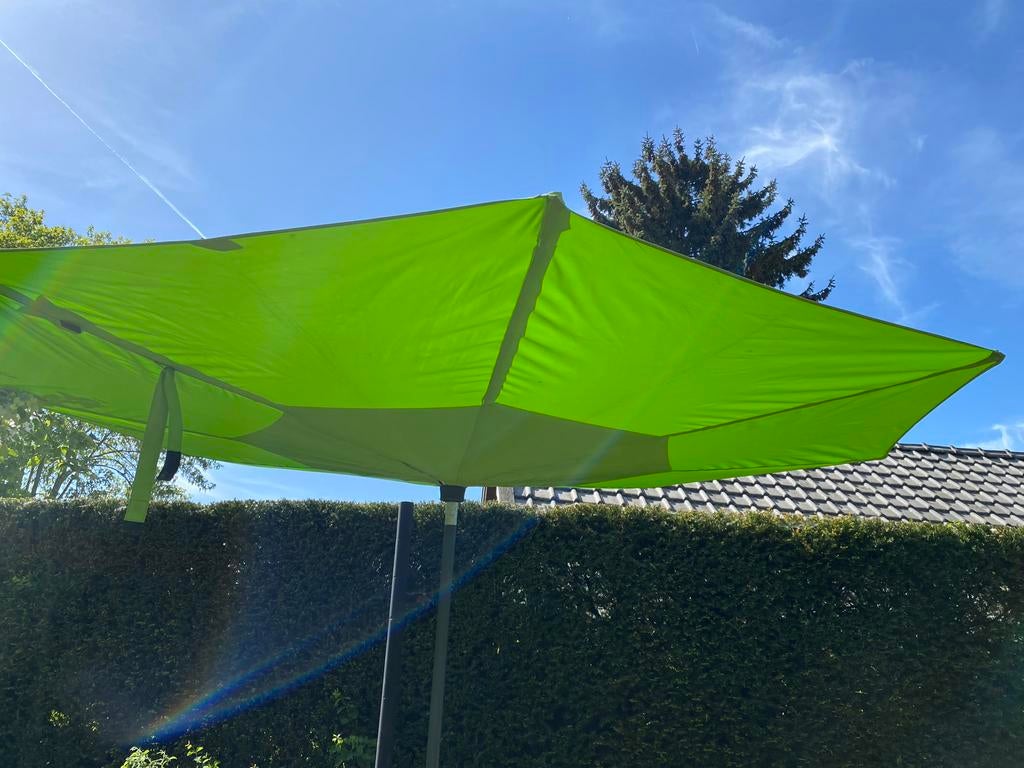Madison Parasol - 3 meter, 8-hoekig, Tuin en Terras, Ophalen, Gebruikt, 2 tot 3 meter, Stokparasol