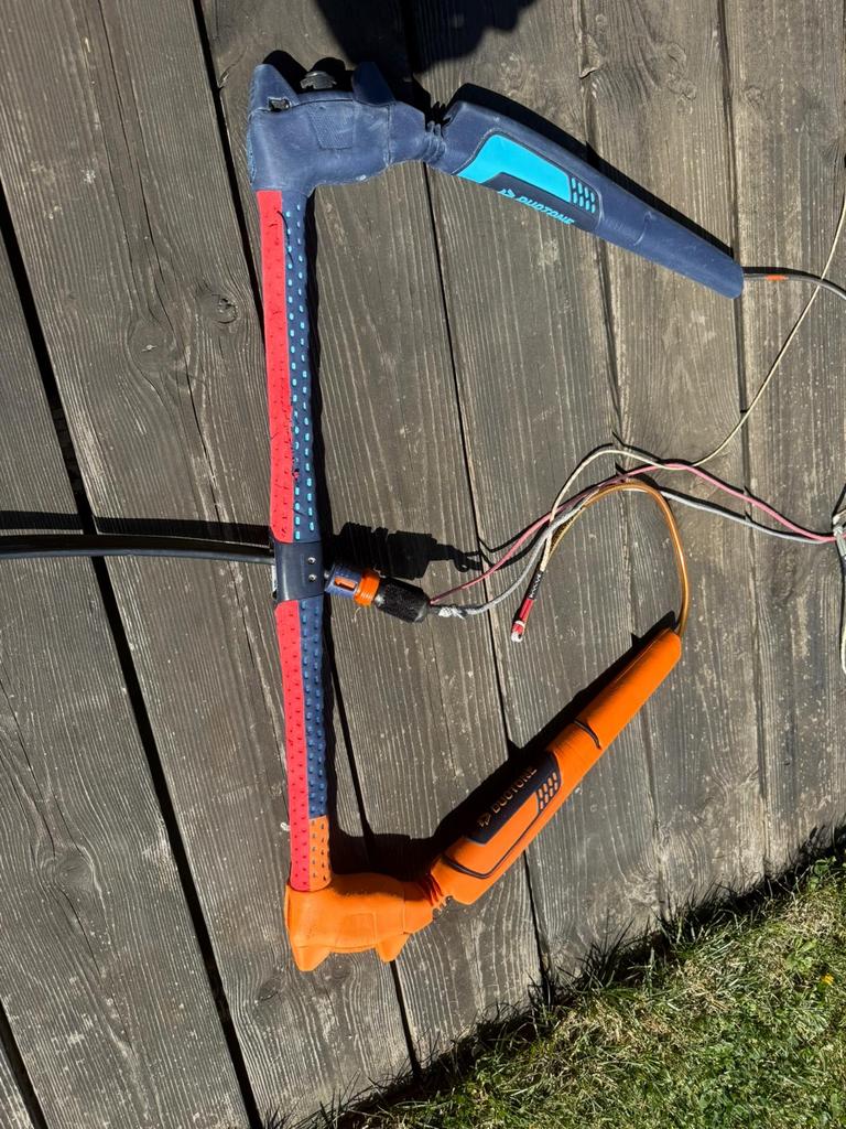 Duotone Click Bar | 54 cm, Watersport en Boten, Kitesurfen, Ophalen, Gebruikt, 8 m², Bar