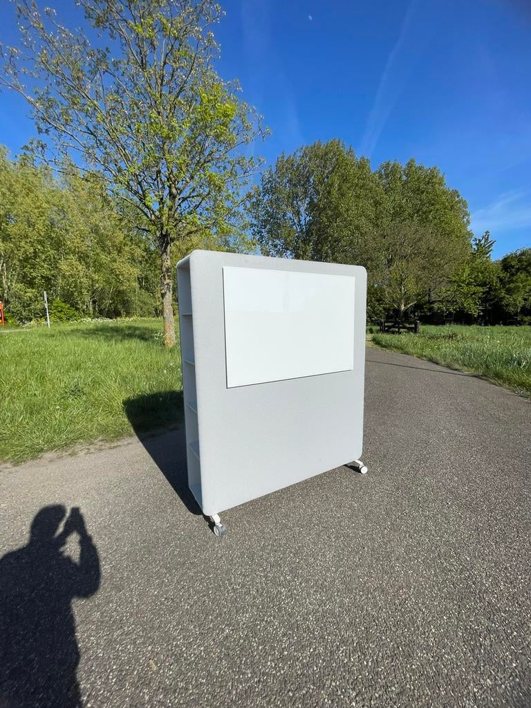 Mobiele kledingkast met whiteboard en opbergvakken, Ophalen, Kunststof, Met plank(en), 50 tot 100 cm
