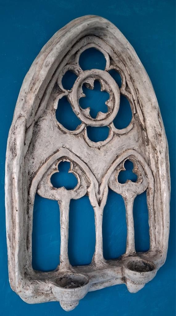 Gotische raamwerk. Gips. 37/58 cm. Ouderdoms patina. Ca 1900, Ophalen