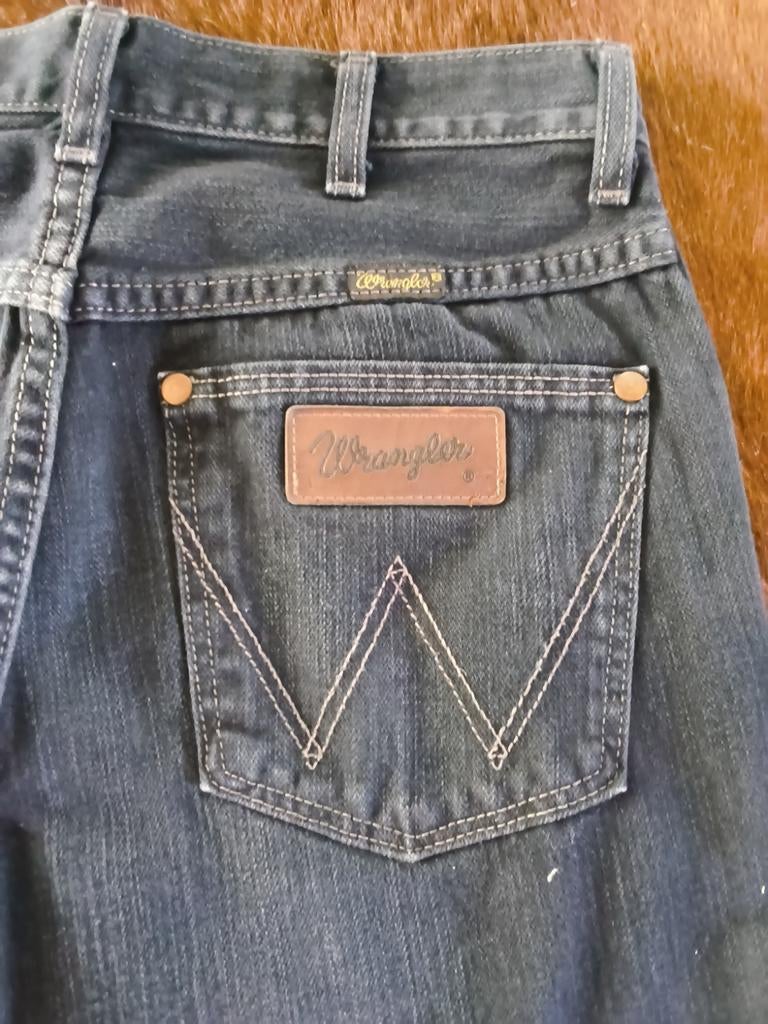 Wrangler jeans, Ophalen of Verzenden, Zo goed als nieuw, Blauw, W32 (confectie 46) of kleiner