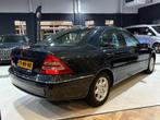 Mercedes-Benz C-klasse 200 K. Elegance AUT|LAGE KM|NAP, Auto's, Mercedes-Benz, Achterwielaandrijving, Gebruikt, 4 cilinders, 1796 cc
