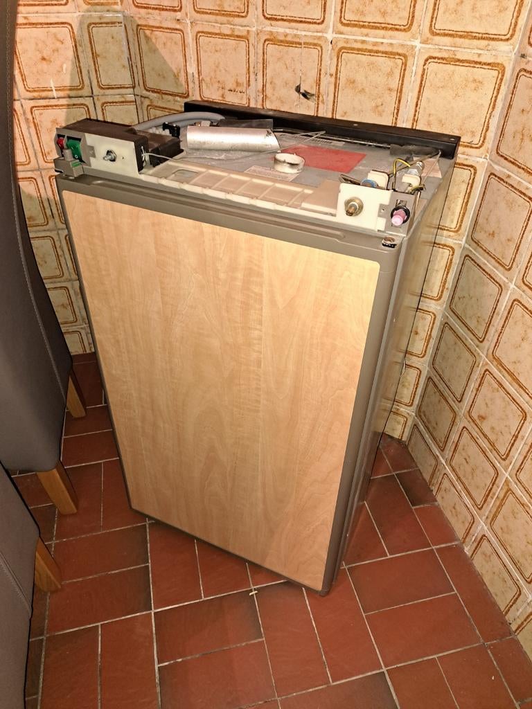 Electrolux absorptie koelkast C40/110 4230A voor caravan, Ophalen, Gebruikt