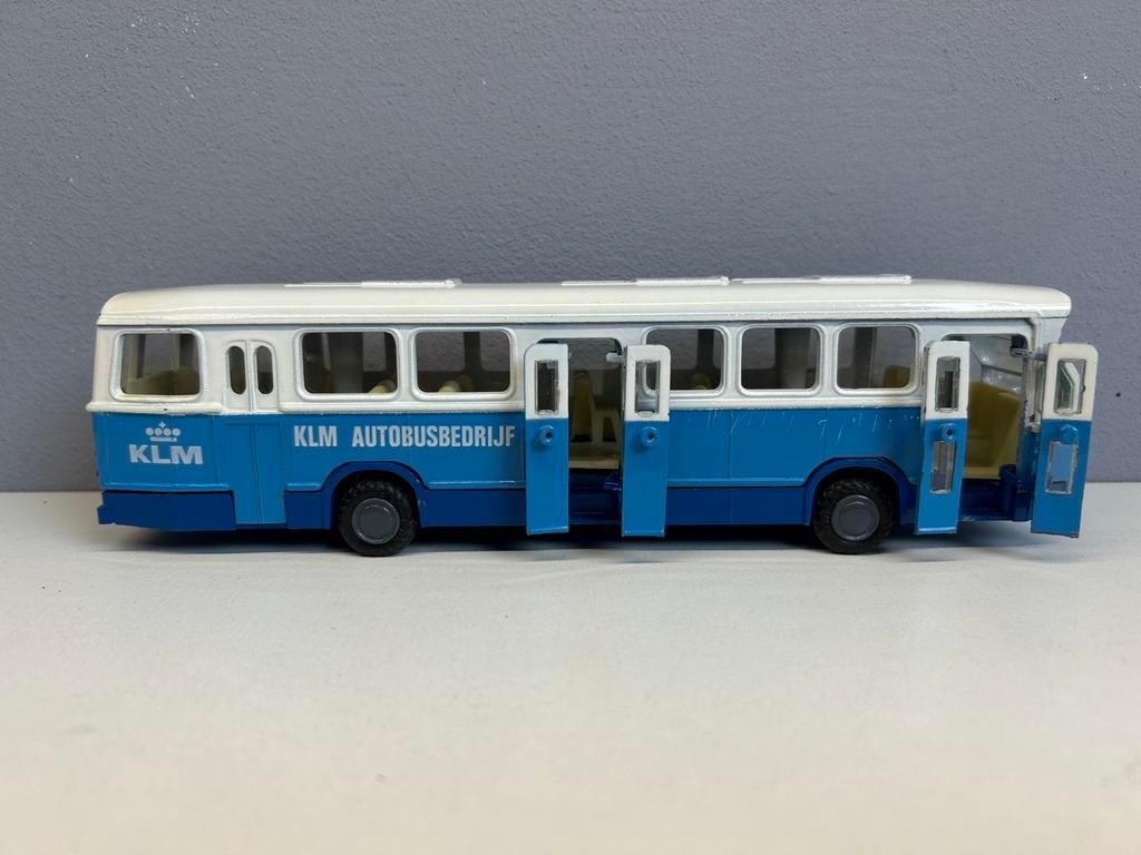 Lion toys car Daf SB200 DO KLM AUTOBUSBEDRIJF SCHIPHOL, Ophalen of Verzenden, Zo goed als nieuw, Auto, Lion Toys