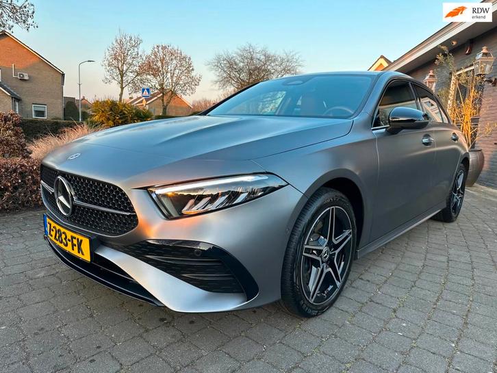 Mercedes-Benz A-klasse 250 e AMG Line, Magno Grau, BTW!, Auto's, Mercedes-Benz, Bedrijf, Te koop, A-Klasse, ABS, Achteruitrijcamera