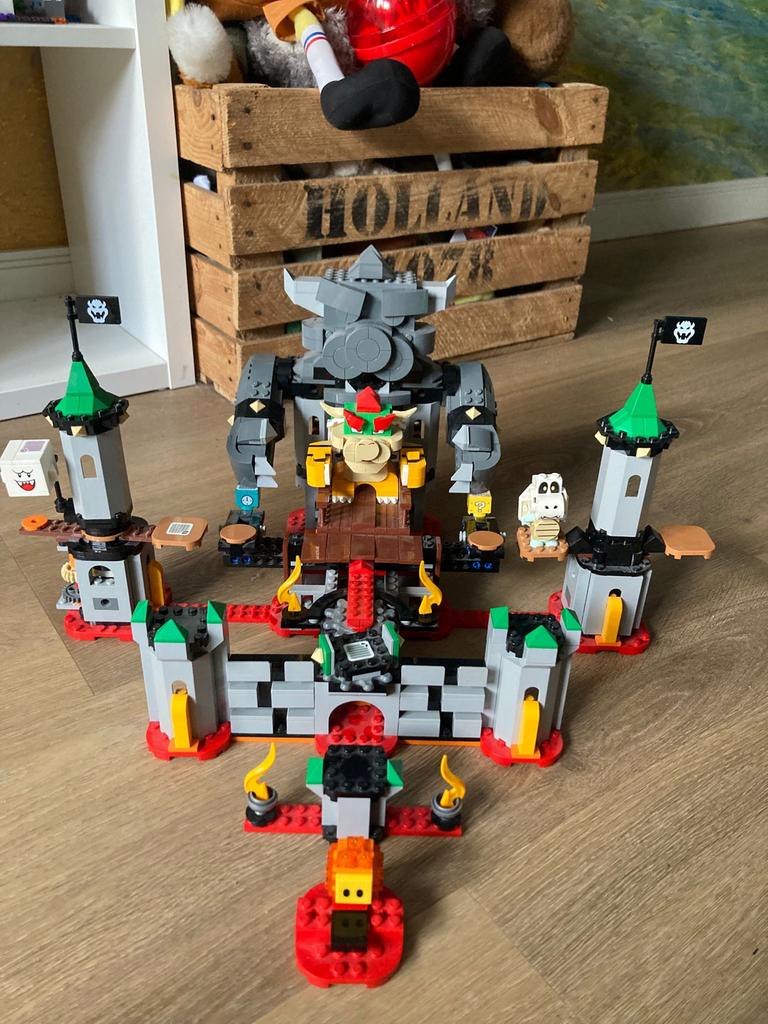LEGO Super Mario Bowsers Kasteel Eindbaasgevecht, Inclusief minifiguren, Gebruikt, Overige thema's, Lego