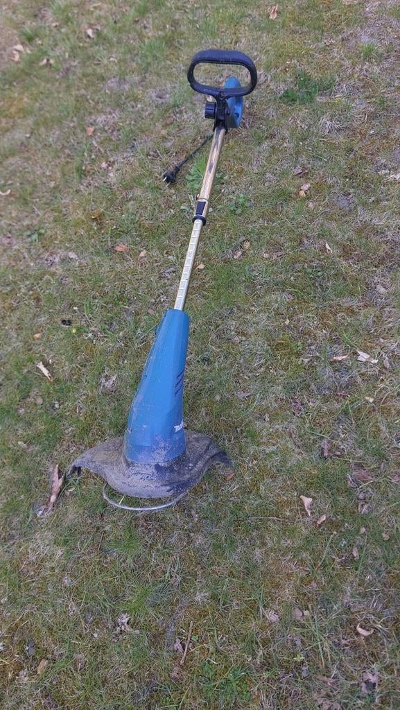 Makita UR3000 elektrische grastrimmer, Ophalen, Gebruikt, Elektrisch
