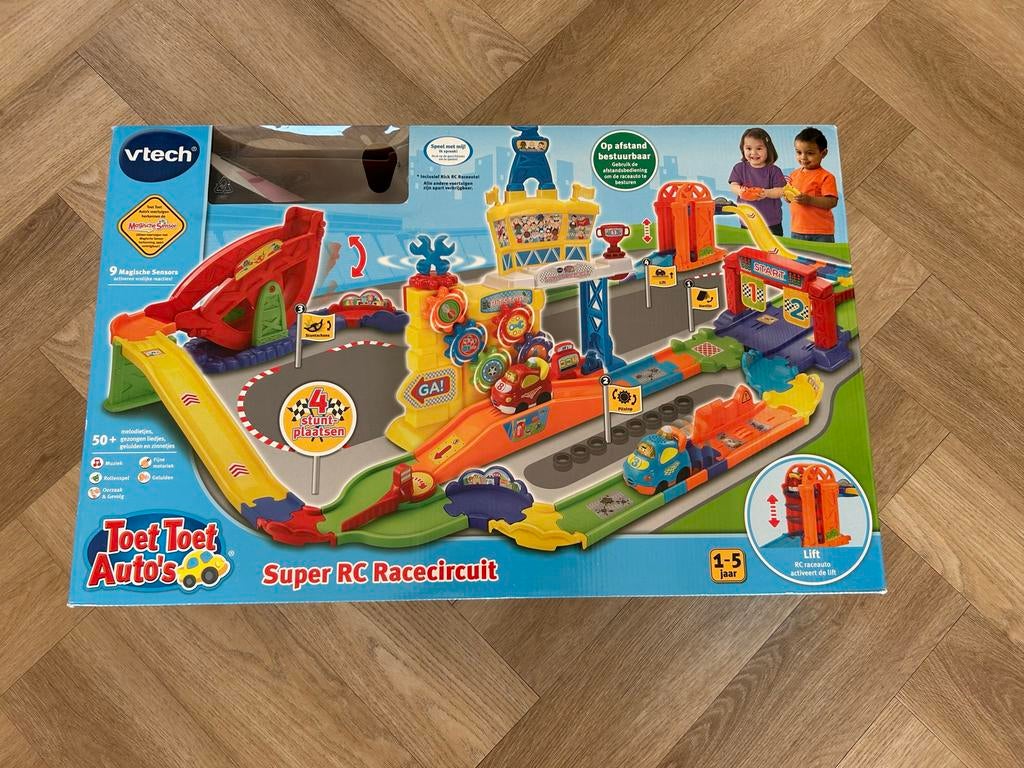 VTech Toet Toet Auto's Super RC Racecircuit, Ophalen, Zo goed als nieuw, Afstandsbediening