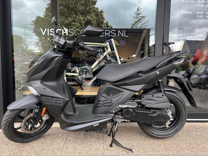 Kymco New Super 8 R | Mat Zwart | Reserverings Aanbieding, Fietsen en Brommers, Scooters | Kymco, Nieuw, Overige modellen, Maximaal 45 km/u