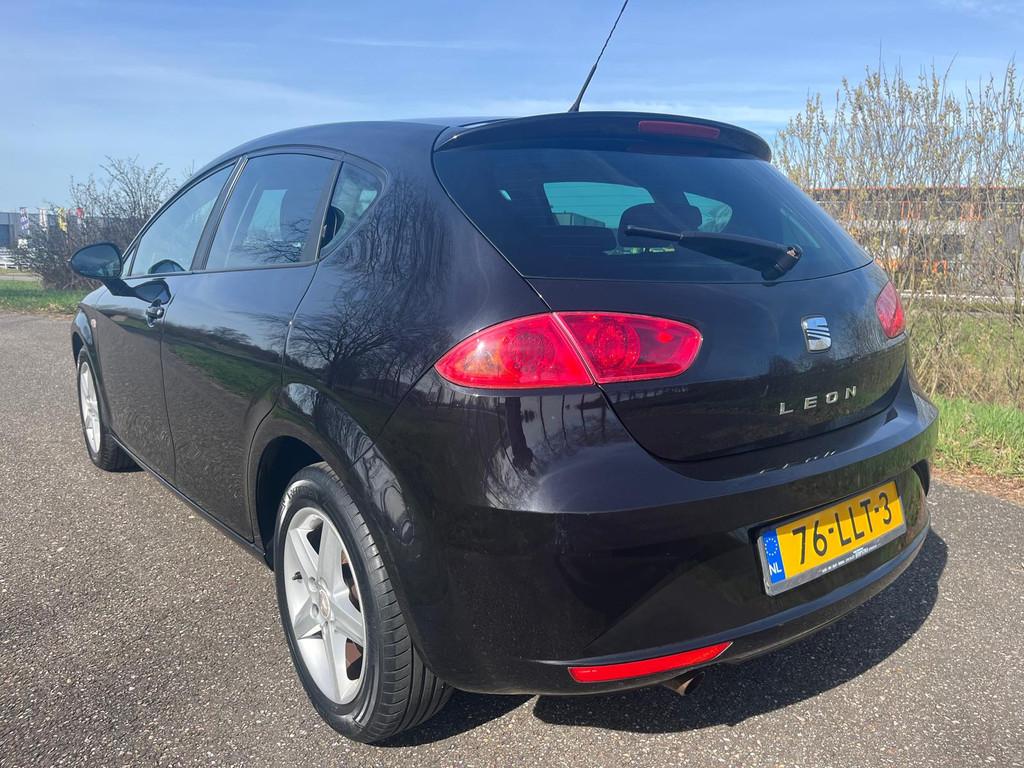 SEAT Leon 1.6 Good Stuff (bj 2010), Auto's, Voorwielaandrijving, Gebruikt, 4 cilinders, Leon