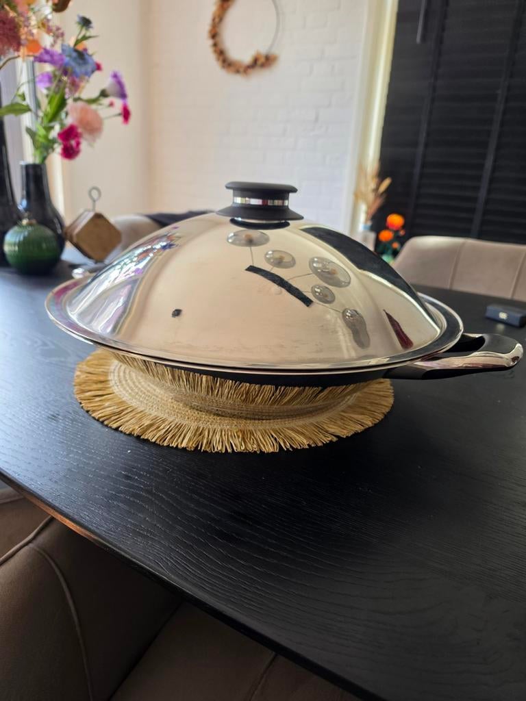 AMC Wokpan met deksel 40cm - RVS - In zeer goede staat, Inductieplaat, Ophalen of Verzenden, Zo goed als nieuw, Rvs