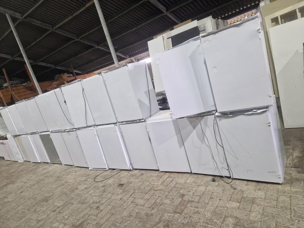 Koelkasten vaatwassers, Ophalen, Zonder vriesvak, 200 liter of meer, 60 cm of meer