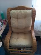 Comfortabele rotan stoel met kussens, Ophalen, Gebruikt, Stof, Eén