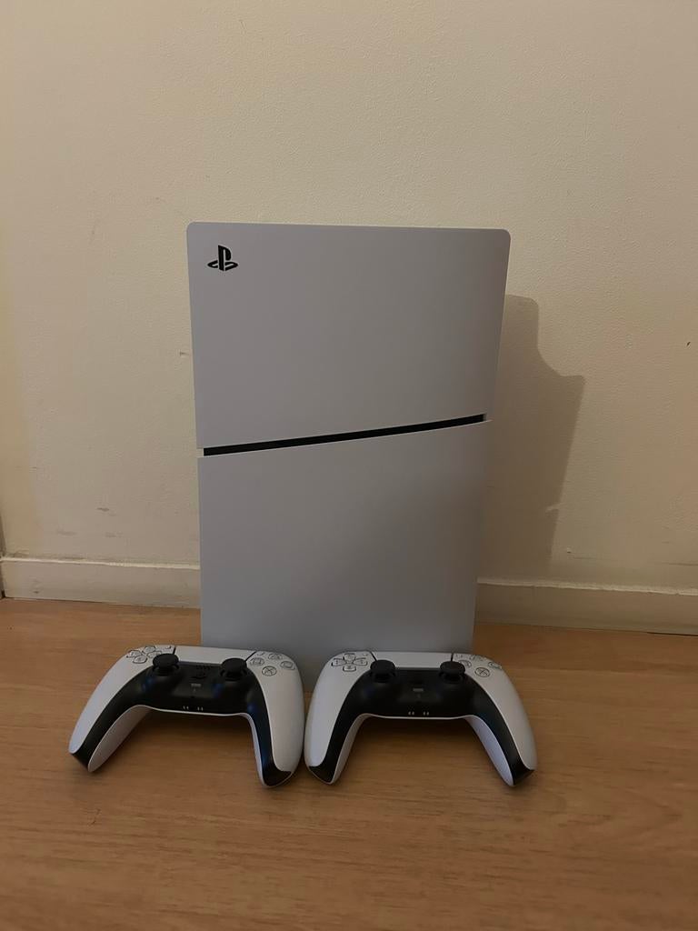 PlayStation 5 digital edition met 2 Controllers, Ophalen of Verzenden, Zo goed als nieuw, Playstation 5