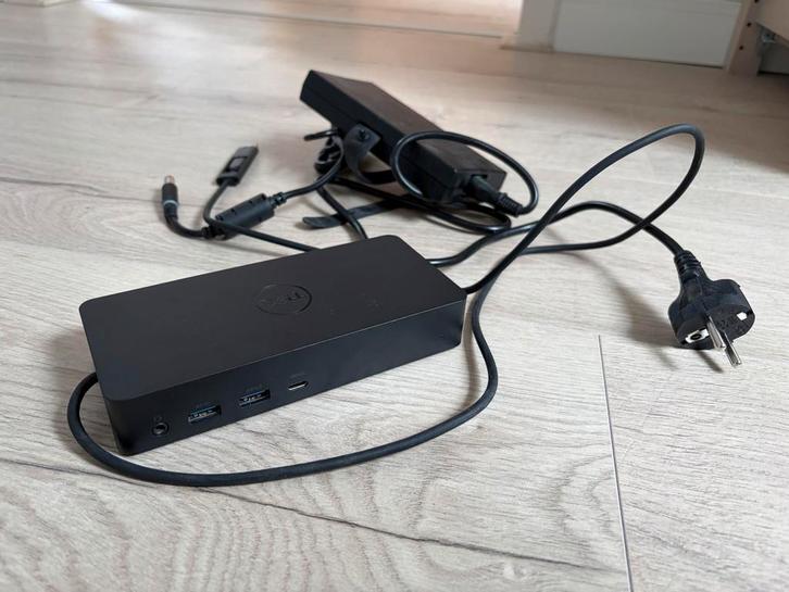 Dell D6000 Universele docking station, Computers en Software, Dockingstations, Zo goed als nieuw, Docking station, Harde schijf