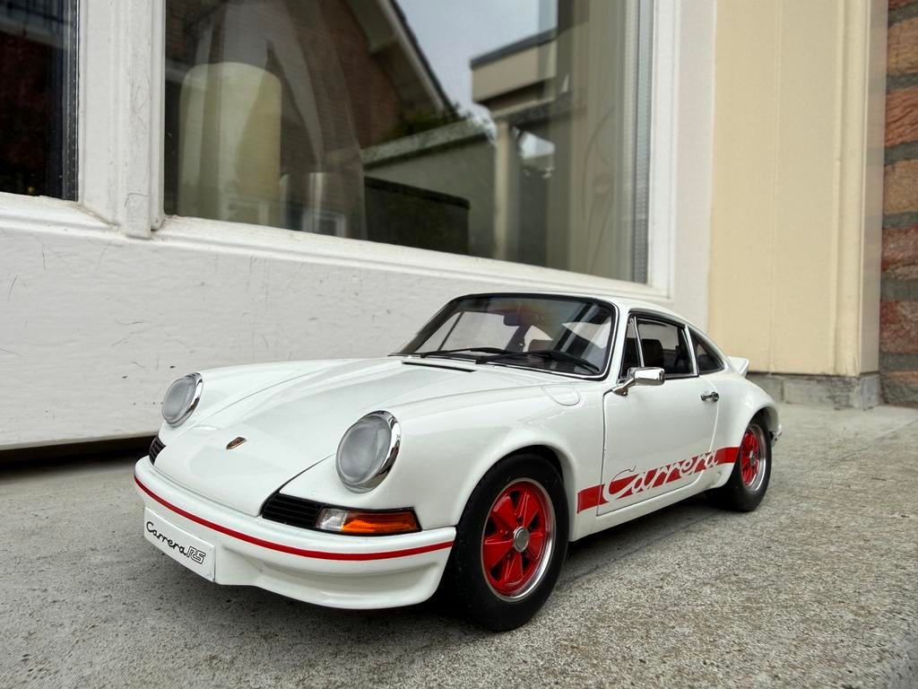 1:18 Porsche 911 Carrera RS 2.7 wit 1973 Autoart OPKNAPPER, Gebruikt, Auto, Autoart, Ophalen of Verzenden
