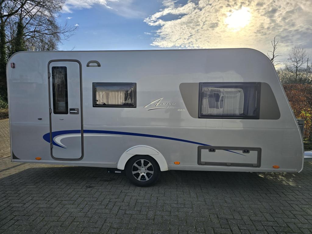 Bürstner Averso Fifty 450 TS met mover, Caravans en Kamperen, Rondzit, Bedrijf, 5 tot 6 meter, Tot en met 4