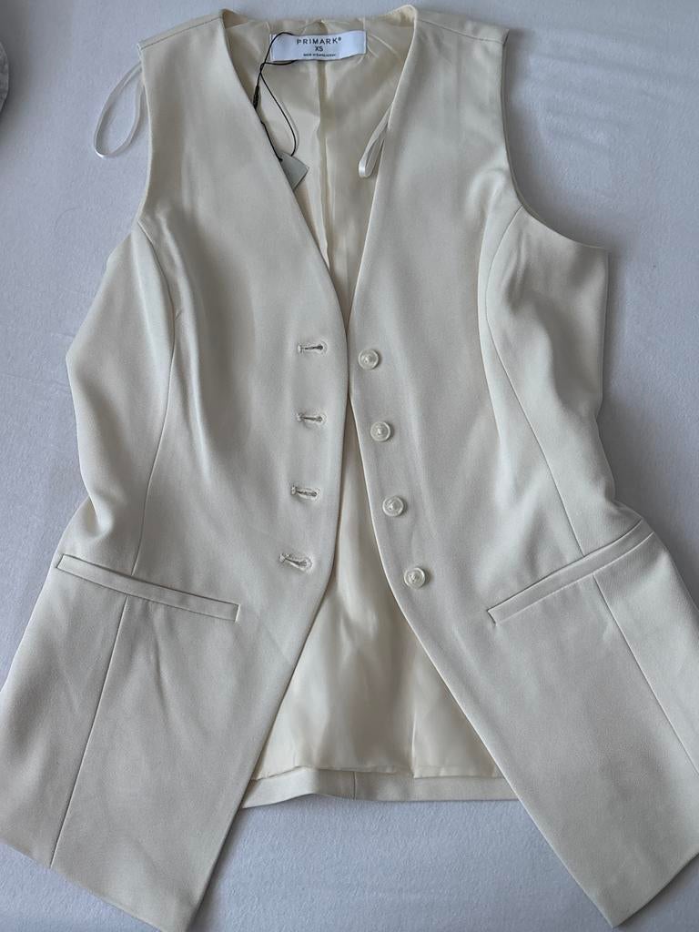 Primark Crèmekleurig Gilet Maat XS, Kleding | Dames, Jasjes, Kostuums en Pakken, Beige, Nieuw, Ophalen of Verzenden, Jasje