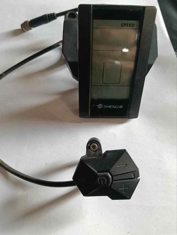 Elektrische Fiets Display  geschikt voor meerdere ebike s, Fietsen en Brommers, Fietsaccessoires | Fietscomputers, Zo goed als nieuw