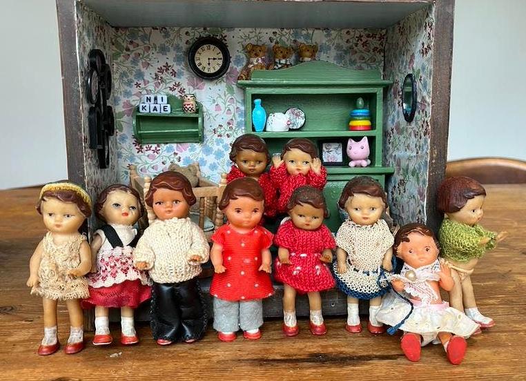 Oude poppetjes rubber ari, Ophalen of Verzenden, Gebruikt, Poppenhuis