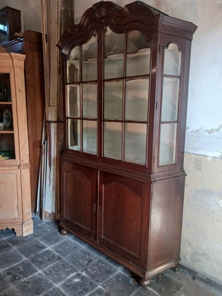 Antieke vitrinekast twee stuks., Antiek en Kunst, Antiek | Meubels | Kasten, Ophalen