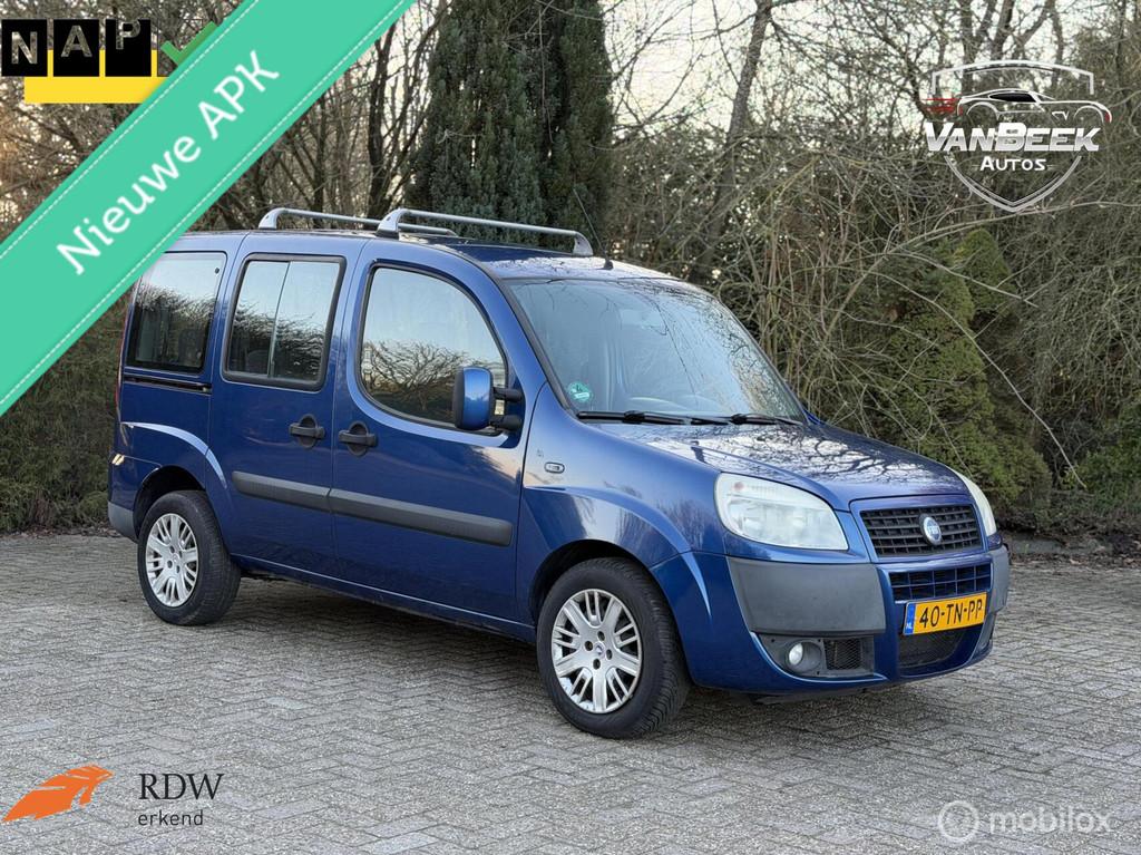 Fiat Doblo 1.4 Family Plus Apk Nap 7 Persoons, Auto's, Fiat, Voorwielaandrijving, Gebruikt, 4 cilinders, Blauw