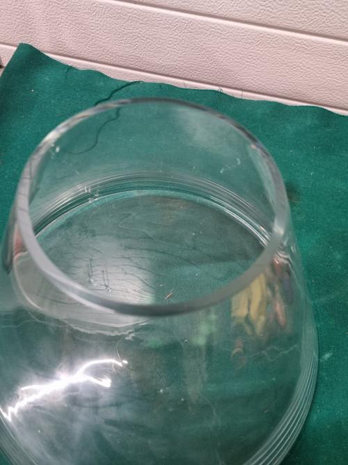 vaas konisch van dik glas, Ophalen of Verzenden, 'T Olde Gre-j, Info@toldegrej.nl, Endepoelstraat 20f Didam