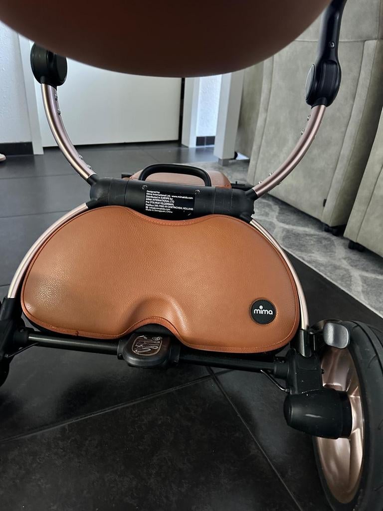 Mima Xari complete set met autostoeltje - Zo goed als nieuw, Ophalen of Verzenden