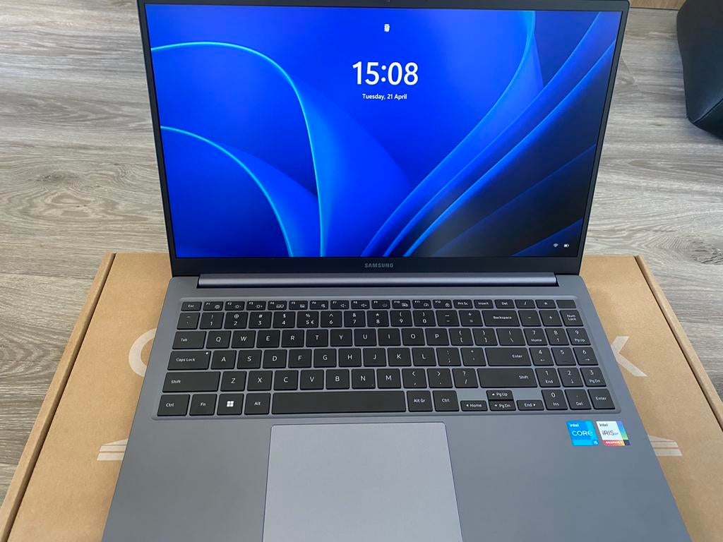 Samsung Galaxy Book4 (15.6", Intel Core i5, 16GB, 512GB), 15 inch, Nieuw, Ophalen of Verzenden, Samsung