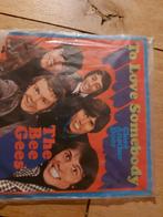 Lp vinyl the bee gees beegees to love somebody close a door, Ophalen of Verzenden, Gebruikt, 12 inch