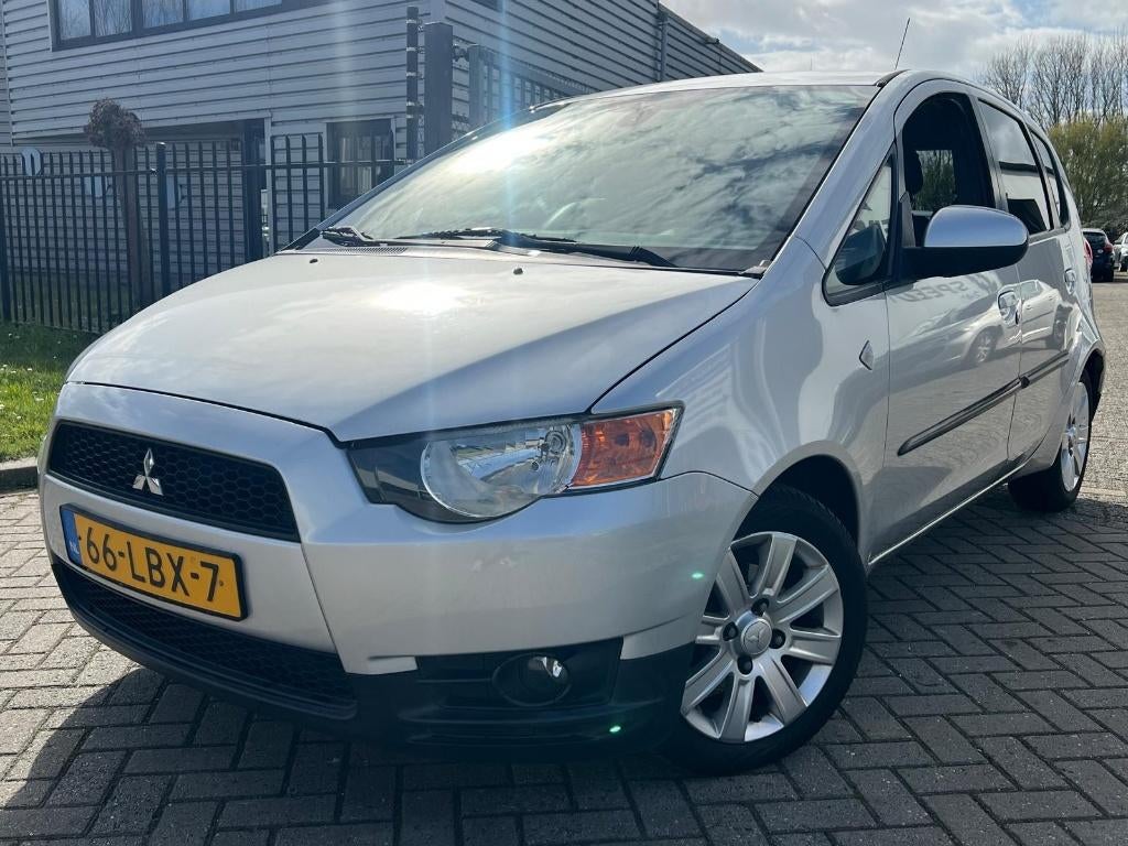 Mitsubishi Colt 1.3 5DRS 2010 LPG G3 Cruise Airco Navi, Voorwielaandrijving, Stof, Colt, Origineel Nederlands