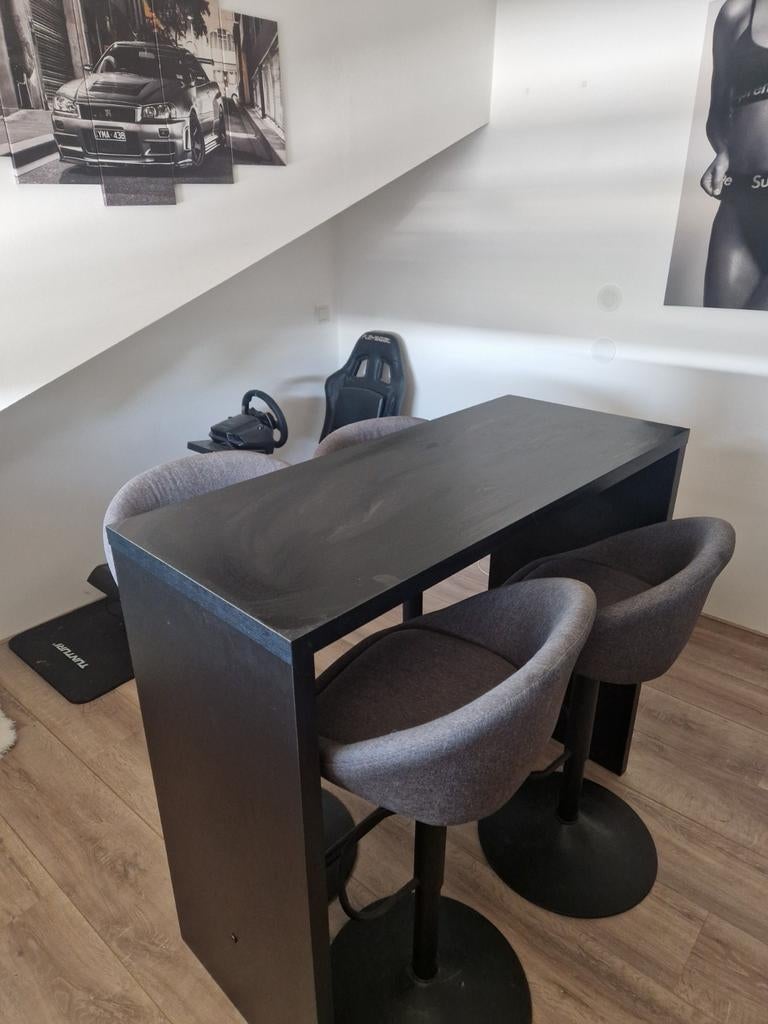 Bartafel met 4 comfortabele stoffen krukken (z.g.a.n.), Ophalen of Verzenden, Zo goed als nieuw, 90 cm of meer, 4 krukken