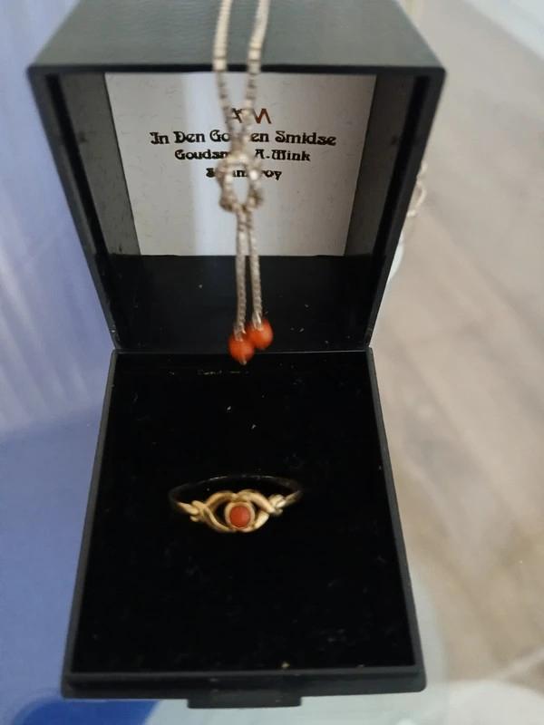 zilveren ketting met 2 rode bloedkoralen - nooit gedragen, Ophalen of Verzenden, Nieuw, Zilver, Zilver