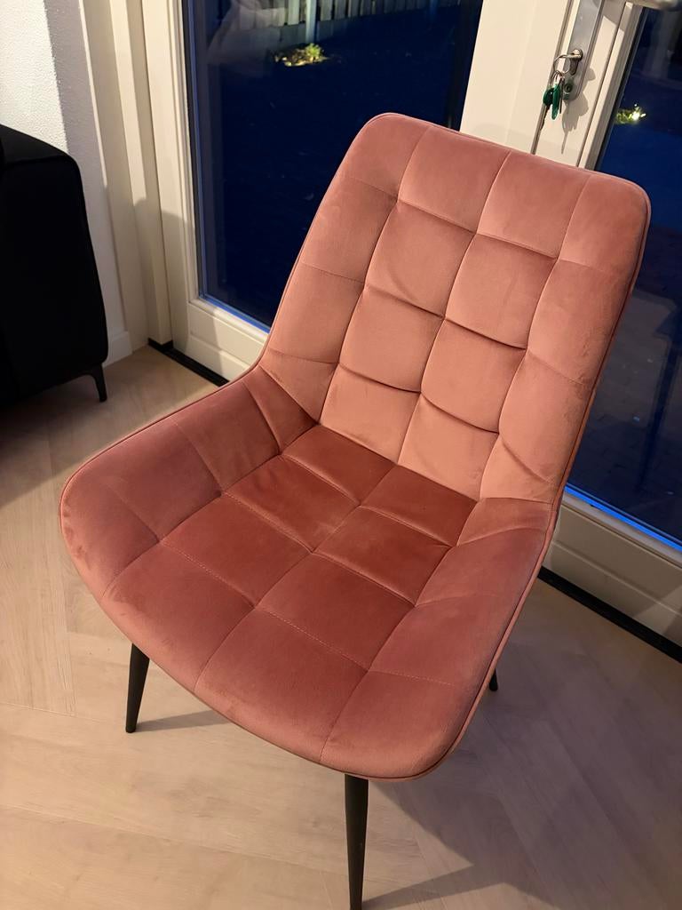 2 Roze Velvet Eetkamerstoelen - Zeer Goede Staat, Huis en Inrichting, Stoelen, Ophalen, Twee, Overige kleuren, Zo goed als nieuw