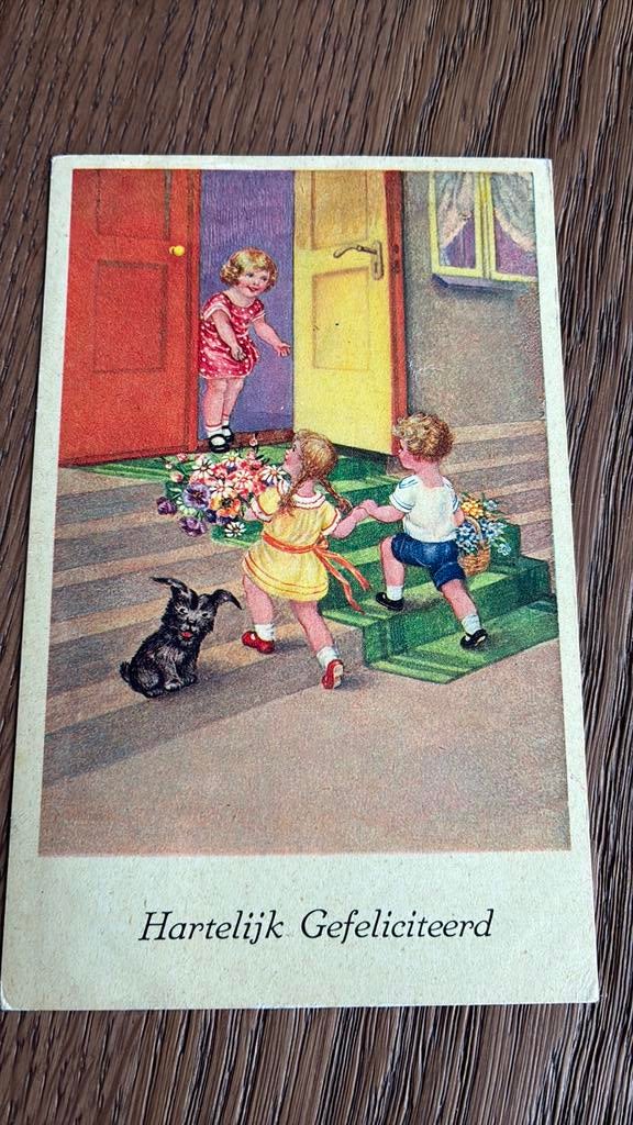 Felicitatie.Open deur,loper ligt uit,kinderen bloemen,hondje, Ophalen of Verzenden, 1920 tot 1940, Gelopen, Kinderen