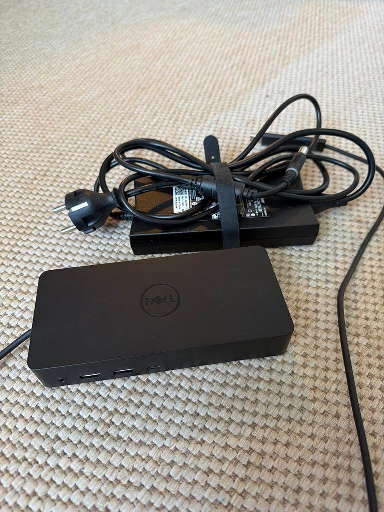 Dell Docking Station D6000 met USB-C en USB-A, Computers en Software, Dockingstations, Ophalen, Gebruikt, Docking station, Laptop