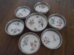 Antieke onderzetters - keramiek met metalen rand., Ophalen of Verzenden